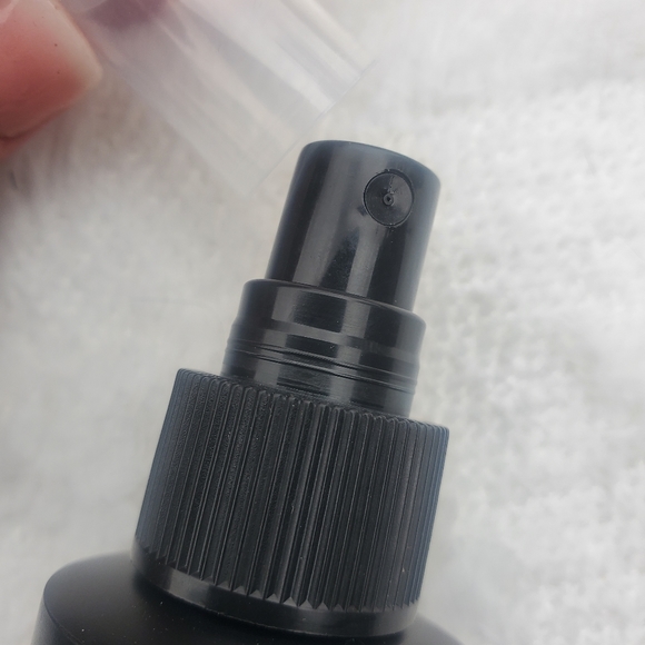 Bodyography Makeup Brush Cleaner Spray Full Size NEW - Picture 3 of 5